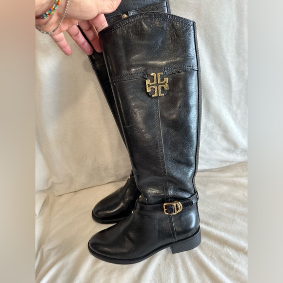 Tory Burch ELOISE Equestrian Knee High Tall Riding Boots Sz 4.5 Gold Logo - Picture 4 of 11